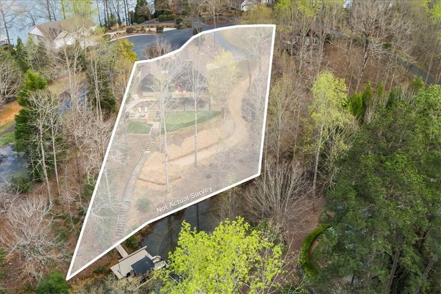 109 CAROLINA Cove, Seneca, SC 29672