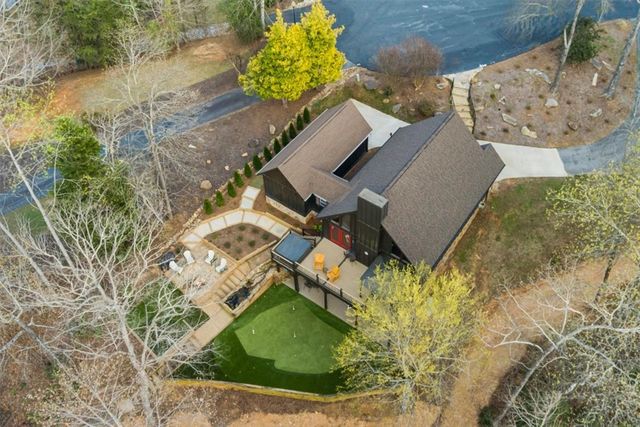 109 CAROLINA Cove, Seneca, SC 29672