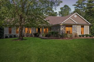 1291 S Locust Ave, Lawrenceburg, TN 38464