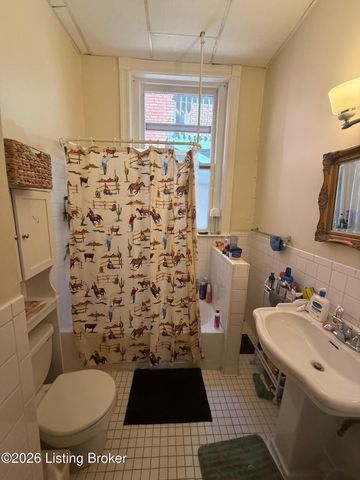 1321 S 1st St, Louisville, KY 40208