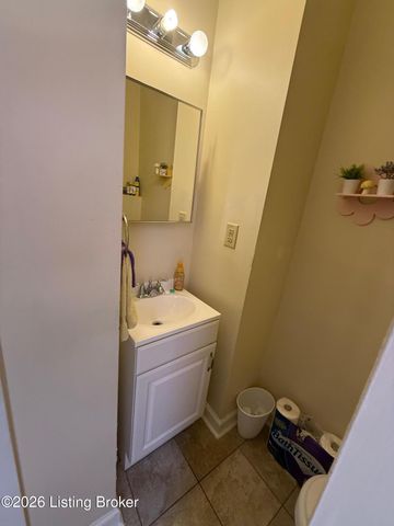 1321 S 1st St, Louisville, KY 40208