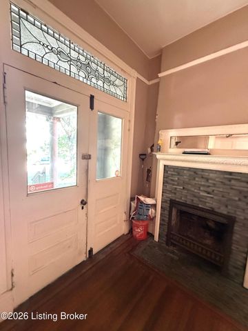 1321 S 1st St, Louisville, KY 40208