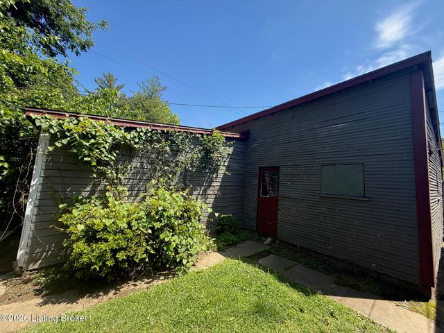 1321 S 1st St, Louisville, KY 40208