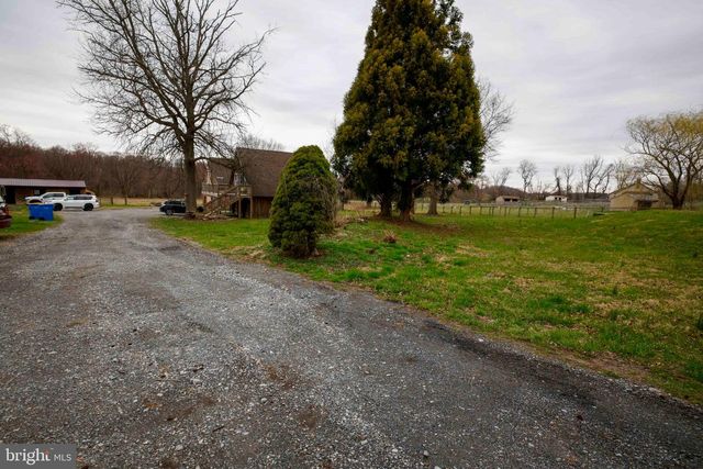25 KELLER RD, Cochranville, PA 19330