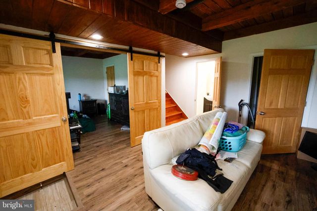 25 KELLER RD, Cochranville, PA 19330