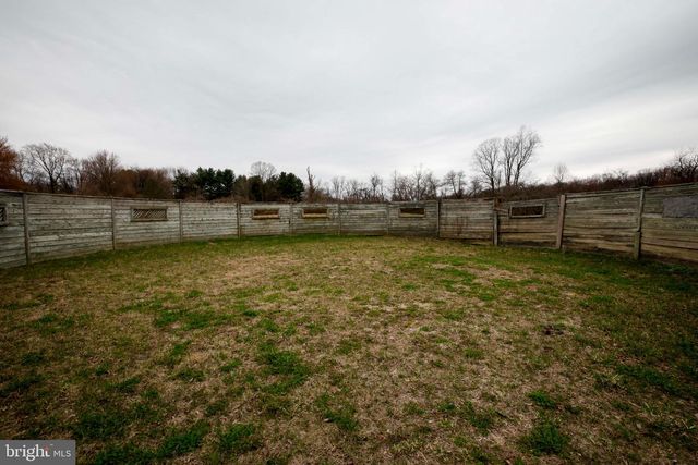 25 KELLER RD, Cochranville, PA 19330