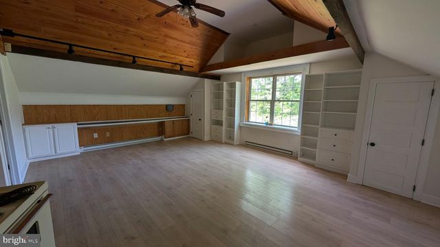 25 KELLER RD, Cochranville, PA 19330