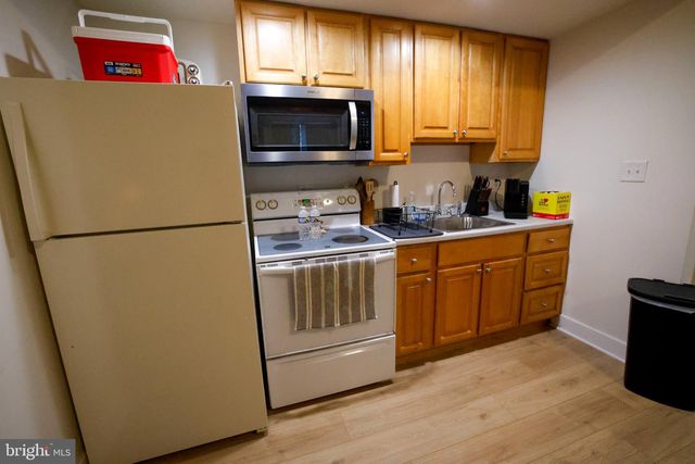 25 KELLER RD, Cochranville, PA 19330