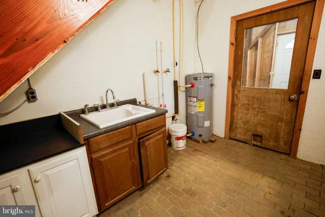 25 KELLER RD, Cochranville, PA 19330