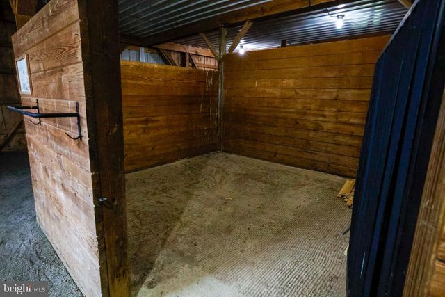 25 KELLER RD, Cochranville, PA 19330
