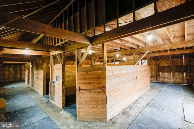 25 KELLER RD, Cochranville, PA 19330