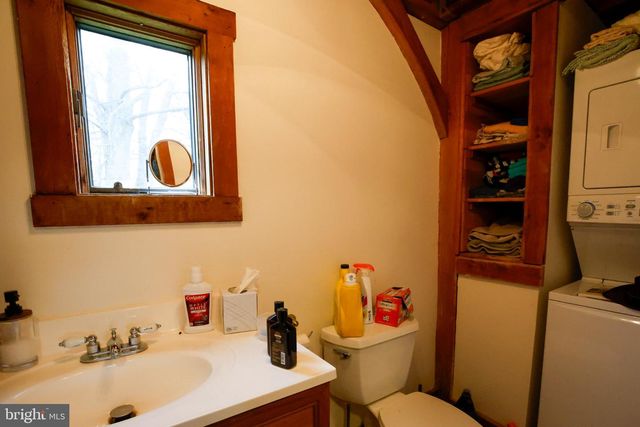 25 KELLER RD, Cochranville, PA 19330