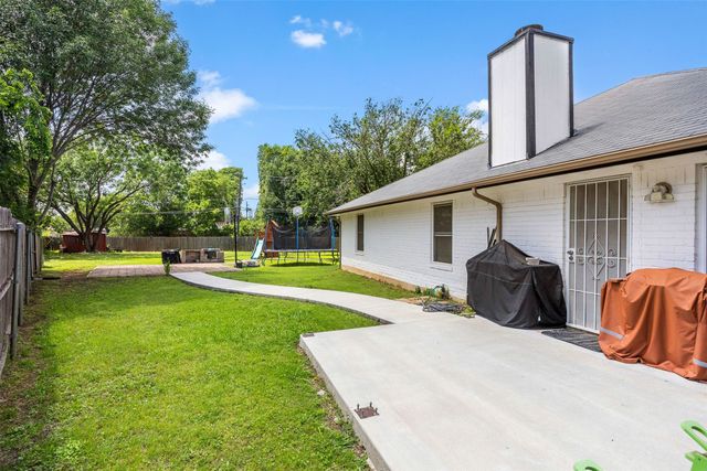 6485 Central Avenue, North Richland Hills, TX 76182