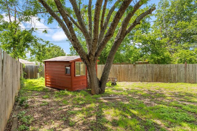 6485 Central Avenue, North Richland Hills, TX 76182