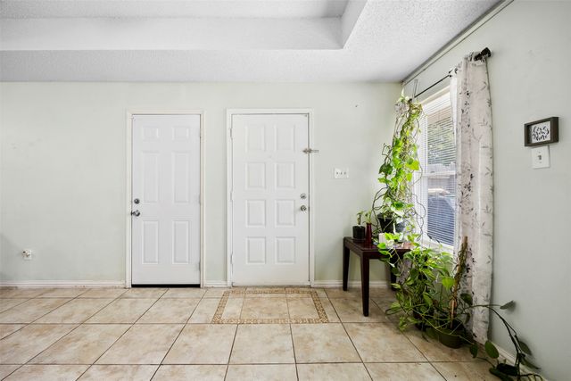 6485 Central Avenue, North Richland Hills, TX 76182