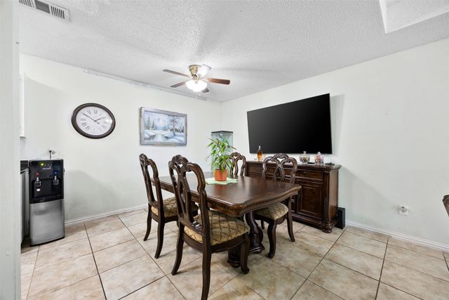 6485 Central Avenue, North Richland Hills, TX 76182