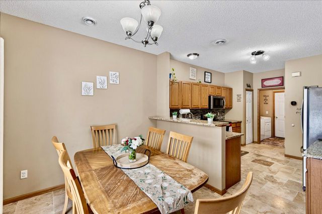 6902 139th Lane NW 5, Ramsey, MN 55303