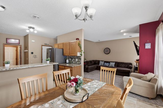 6902 139th Lane NW 5, Ramsey, MN 55303