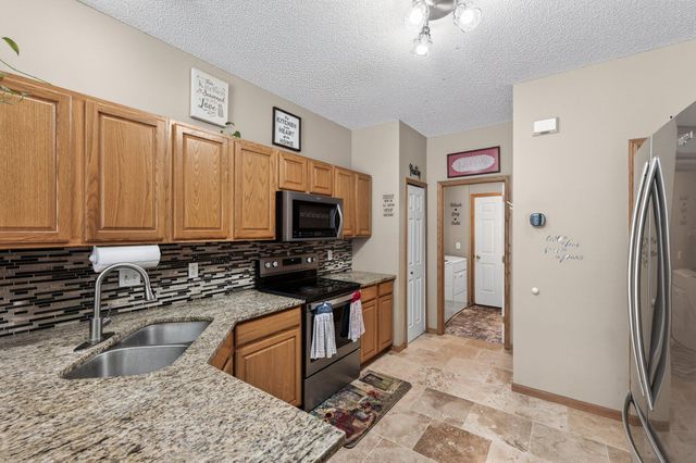 6902 139th Lane NW 5, Ramsey, MN 55303