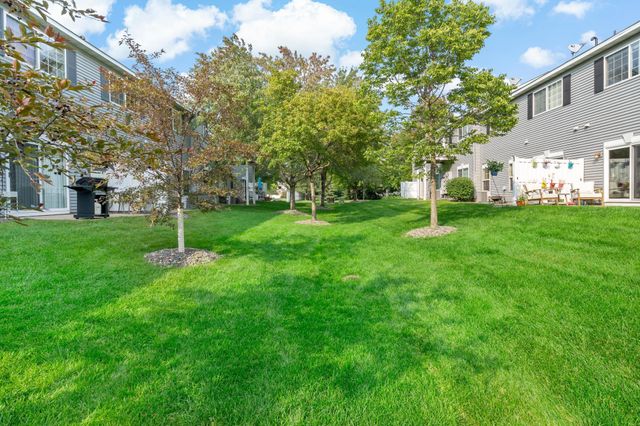 6902 139th Lane NW 5, Ramsey, MN 55303