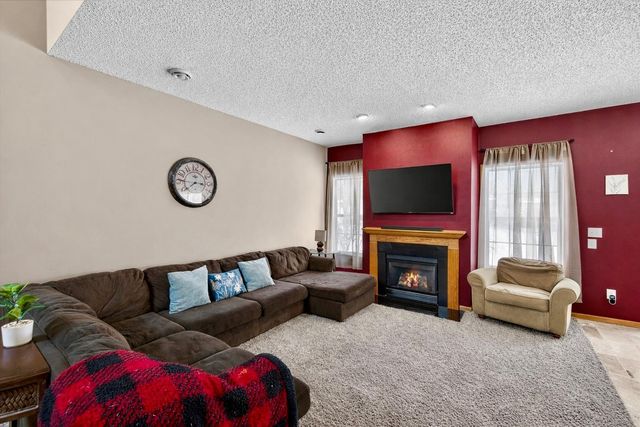 6902 139th Lane NW 5, Ramsey, MN 55303