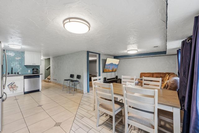 1231 Hewitt Avenue, Saint Paul, MN 55104