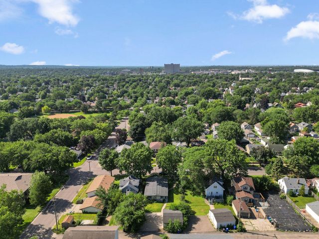 1231 Hewitt Avenue, Saint Paul, MN 55104