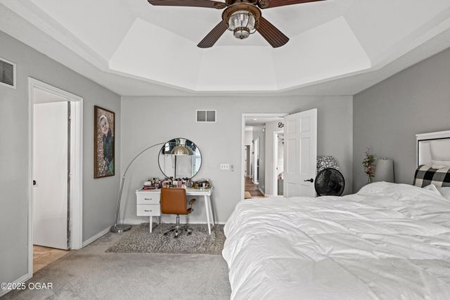 2308 Lockewood Drive, Joplin, MO 64804