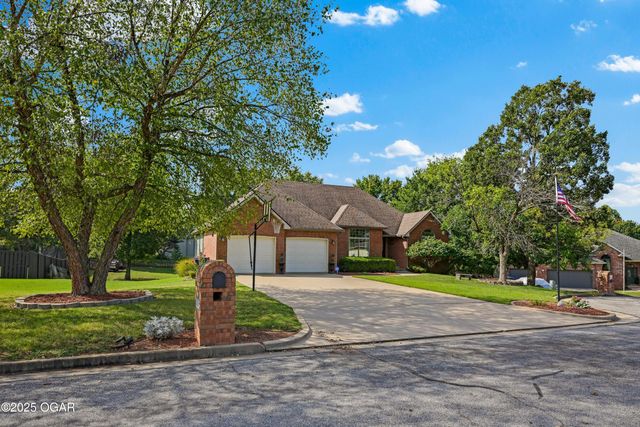 2308 Lockewood Drive, Joplin, MO 64804