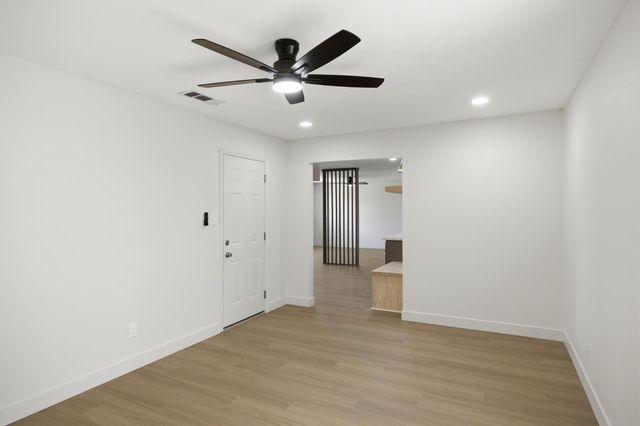 641 Kern Street, Kingsburg, CA 93631