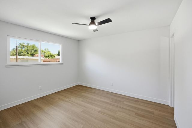 641 Kern Street, Kingsburg, CA 93631