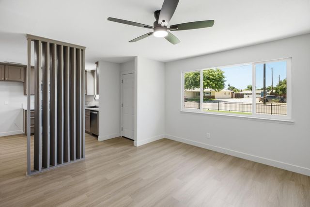 641 Kern Street, Kingsburg, CA 93631