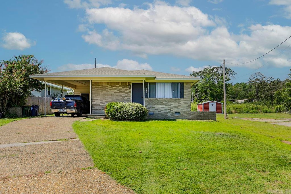 5601 Sonora, North Little Rock, AR 72118