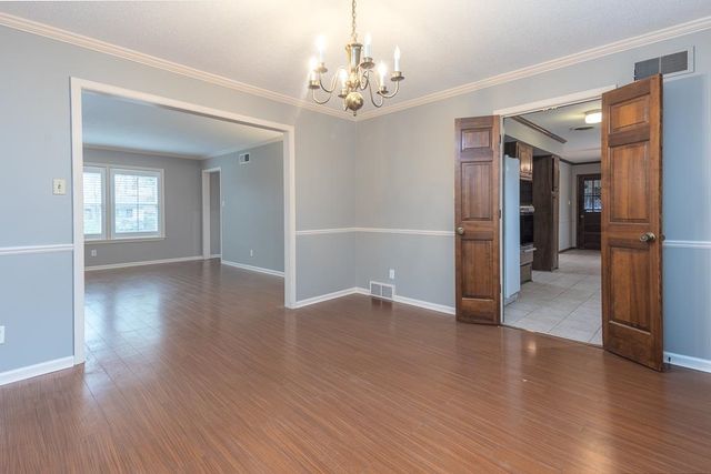 6932 GREAT OAKS RD, Germantown, TN 38138