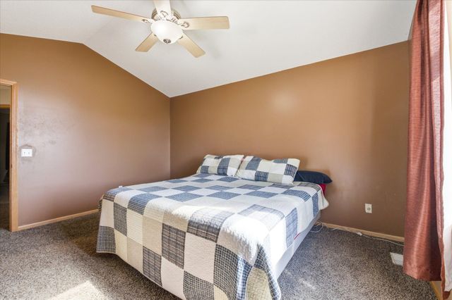 13960 Gadwall Court, Rogers, MN 55374