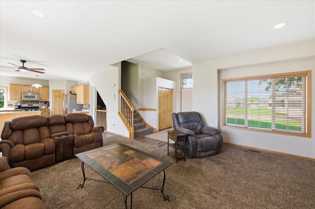 13960 Gadwall Court, Rogers, MN 55374
