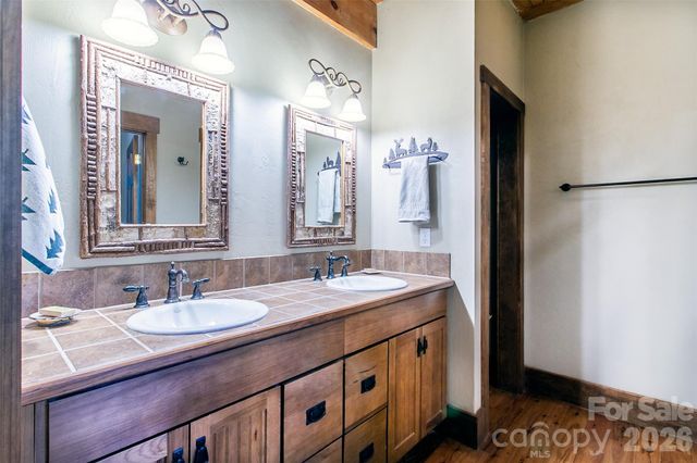 58 Great Aspen Way, Black Mountain, NC 28711