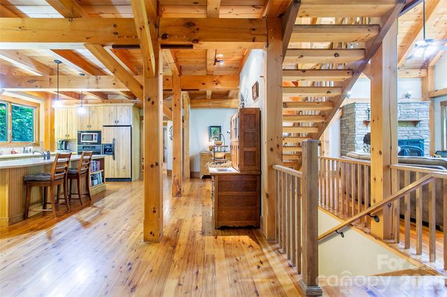 58 Great Aspen Way, Black Mountain, NC 28711