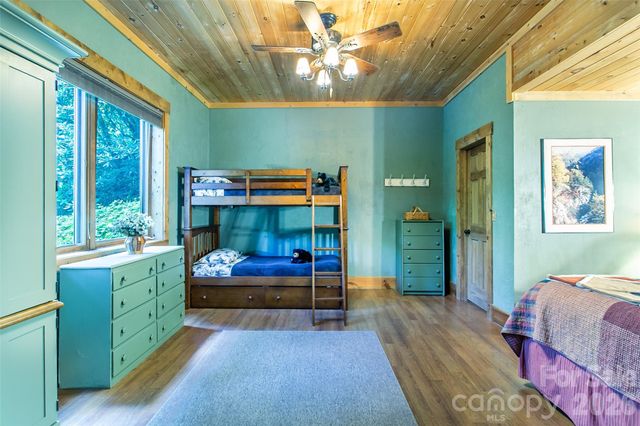 58 Great Aspen Way, Black Mountain, NC 28711