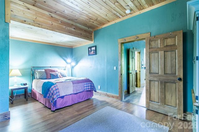58 Great Aspen Way, Black Mountain, NC 28711