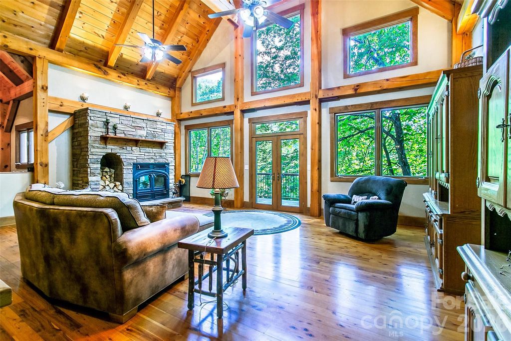 58 Great Aspen Way, Black Mountain, NC 28711
