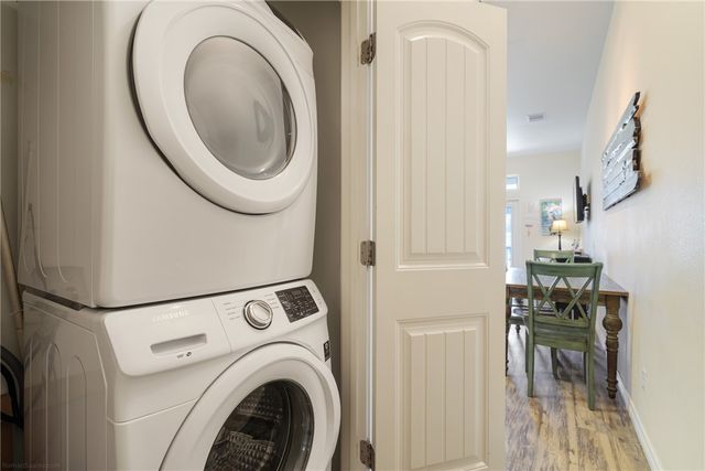 14911 Village Beach Dr, Corpus Christi, TX 78418