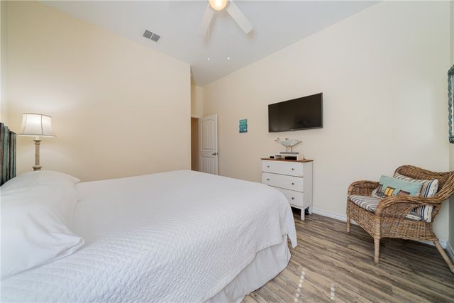 14911 Village Beach Dr, Corpus Christi, TX 78418