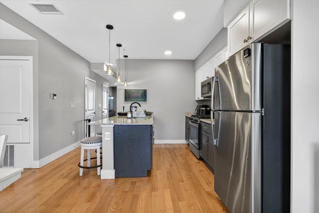78 Boston St 78, Salem, MA 01970