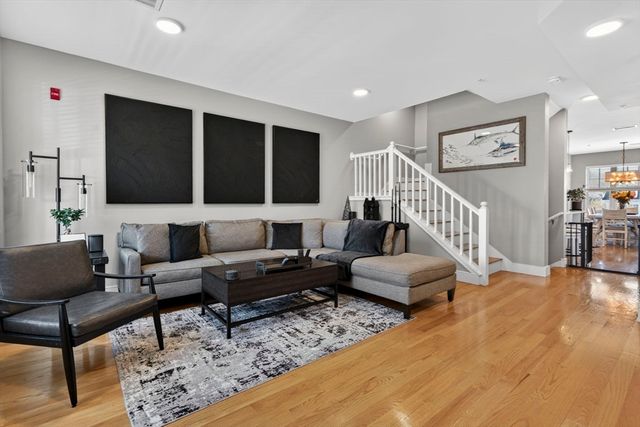 78 Boston St 78, Salem, MA 01970