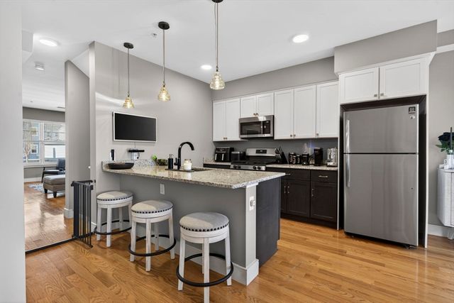 78 Boston St 78, Salem, MA 01970