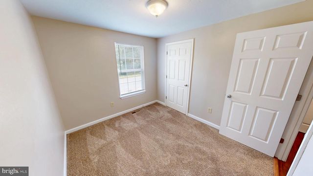 1180 BANNISTER CIR, Waldorf, MD 20602