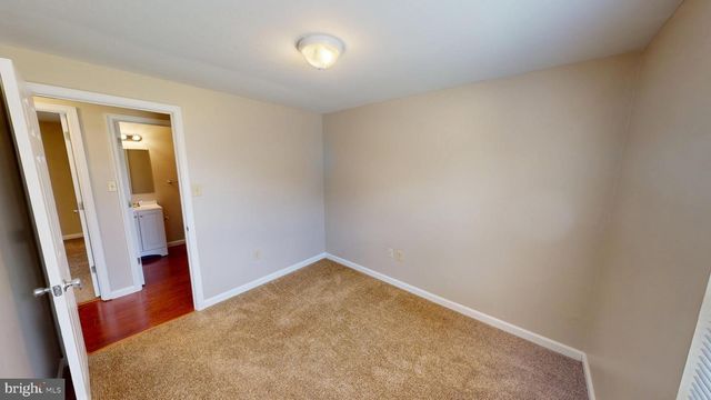 1180 BANNISTER CIR, Waldorf, MD 20602