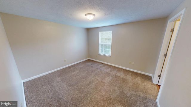 1180 BANNISTER CIR, Waldorf, MD 20602