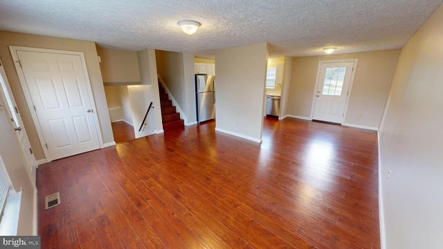 1180 BANNISTER CIR, Waldorf, MD 20602